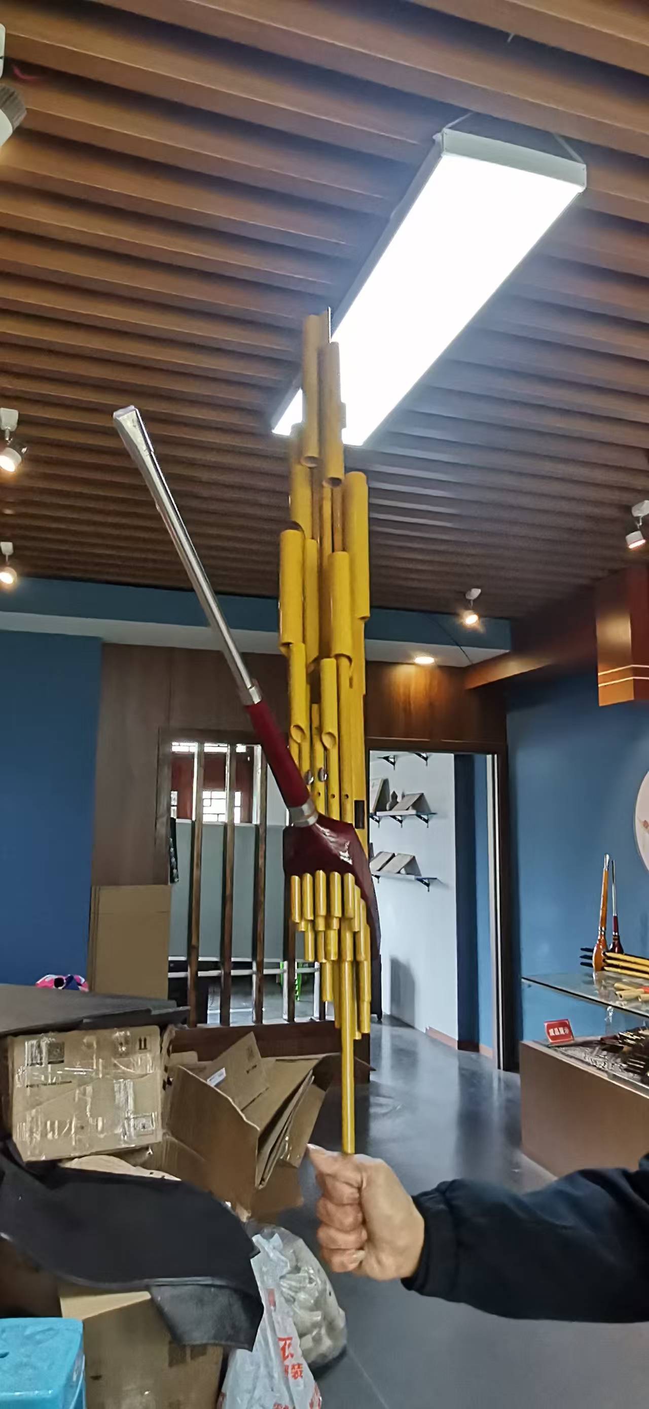 雙(二甲氨基乙基)醚 發(fā)泡催化劑BDMAEE在制備聚氨酯粘合劑和涂料中的應(yīng)用