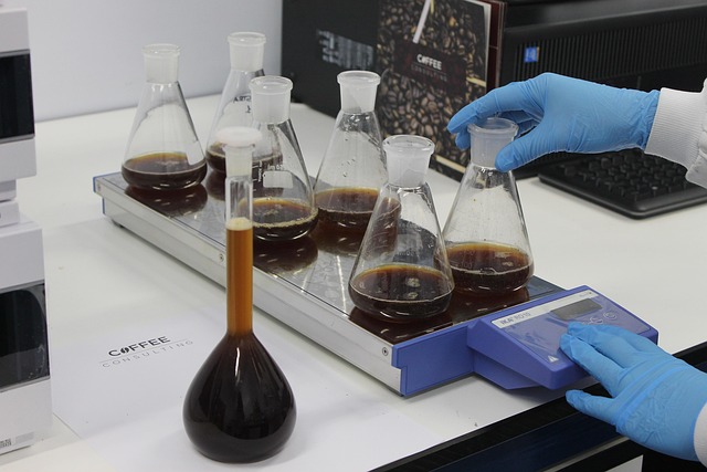 一種多功能環(huán)保潛固化促進(jìn)劑，可精確控制固化反應(yīng)，避免過度固化